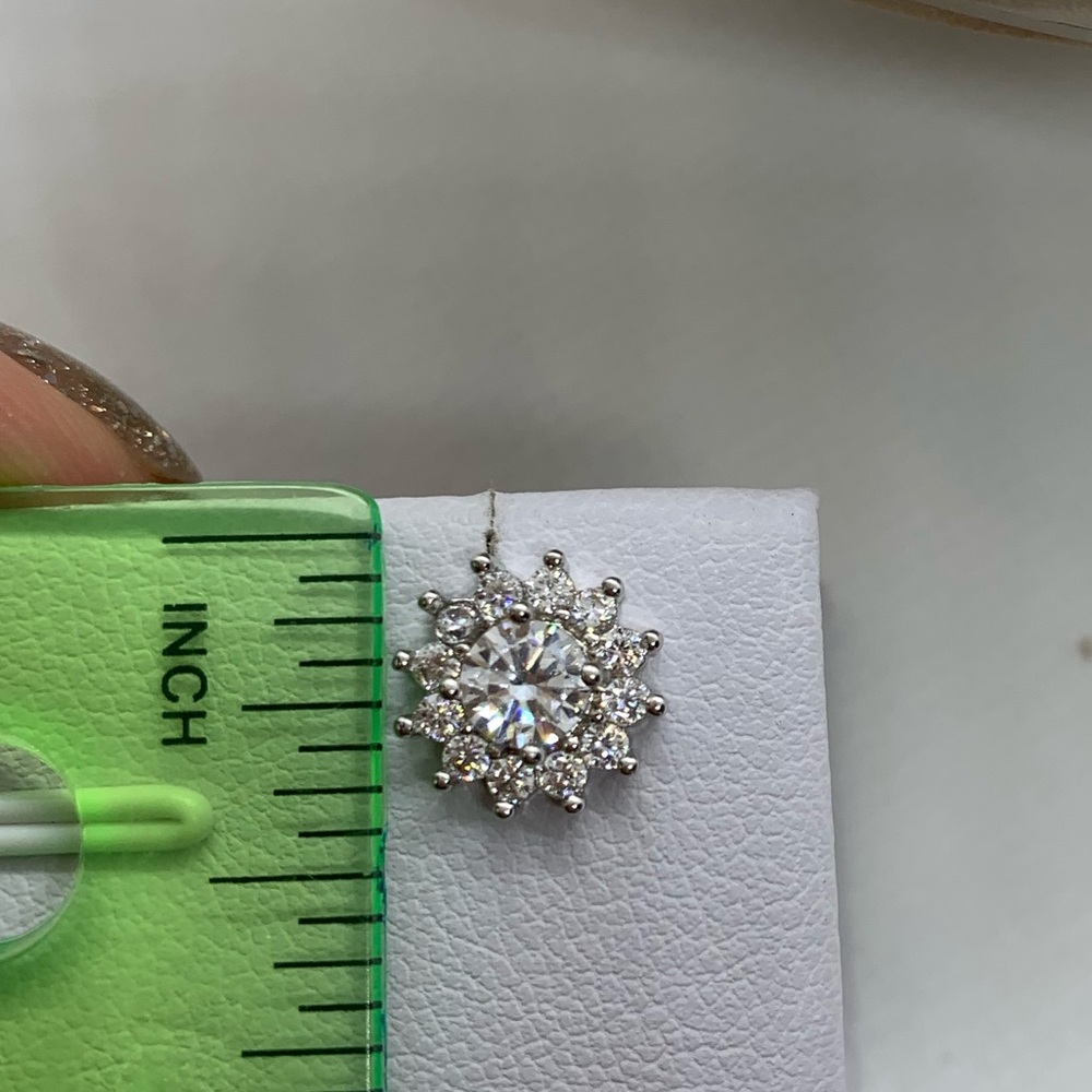 Sterling Silver 925 CZ Stud Earrings - Picture 4 of 4
